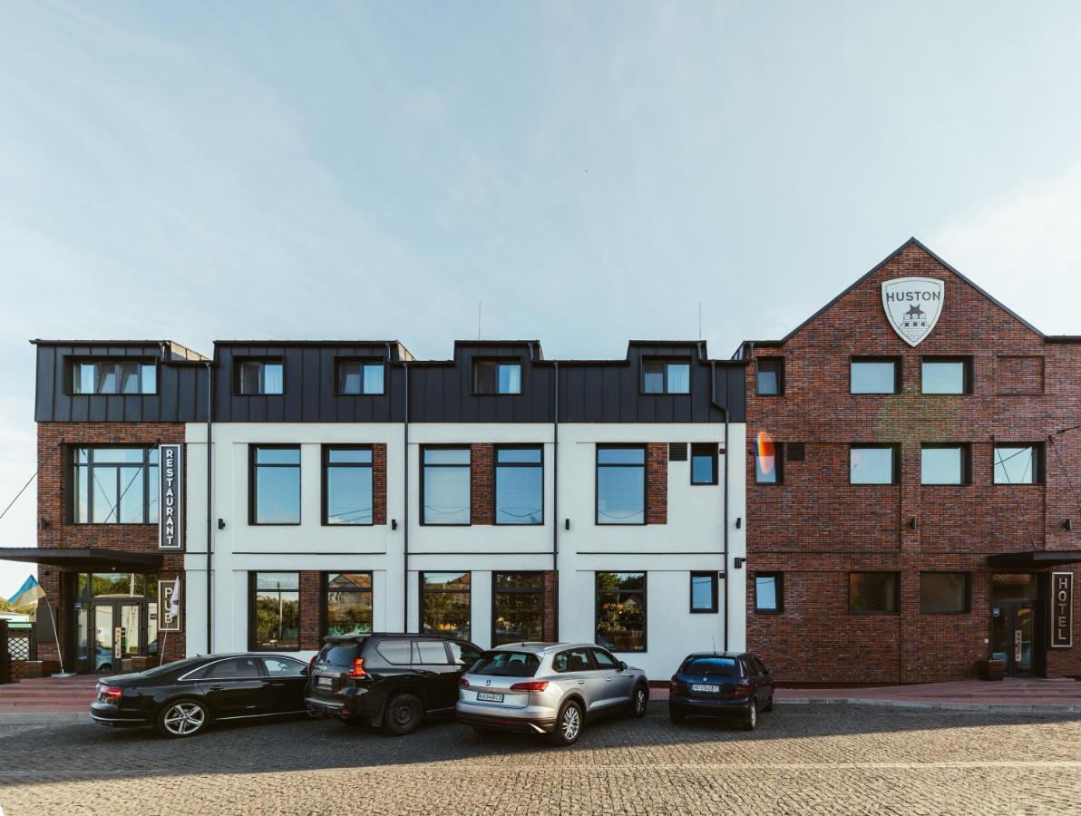 Huston Khust Exterior foto